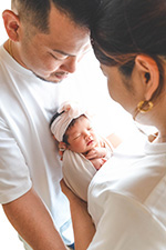 おくるみポーズ04